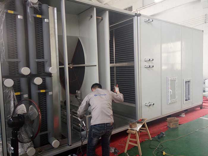 威海某大型化工企業(yè)兩臺10%濕度，40000風(fēng)量2臺除濕機(jī)組